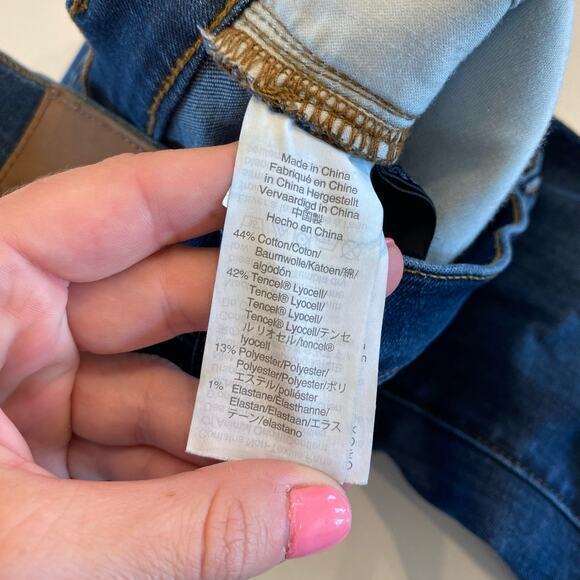 Madewell 9" Mid-Rise Skinny Jeans in Larkspur Wash: TENCEL Denim‎ Edition - Picture 8 of 11